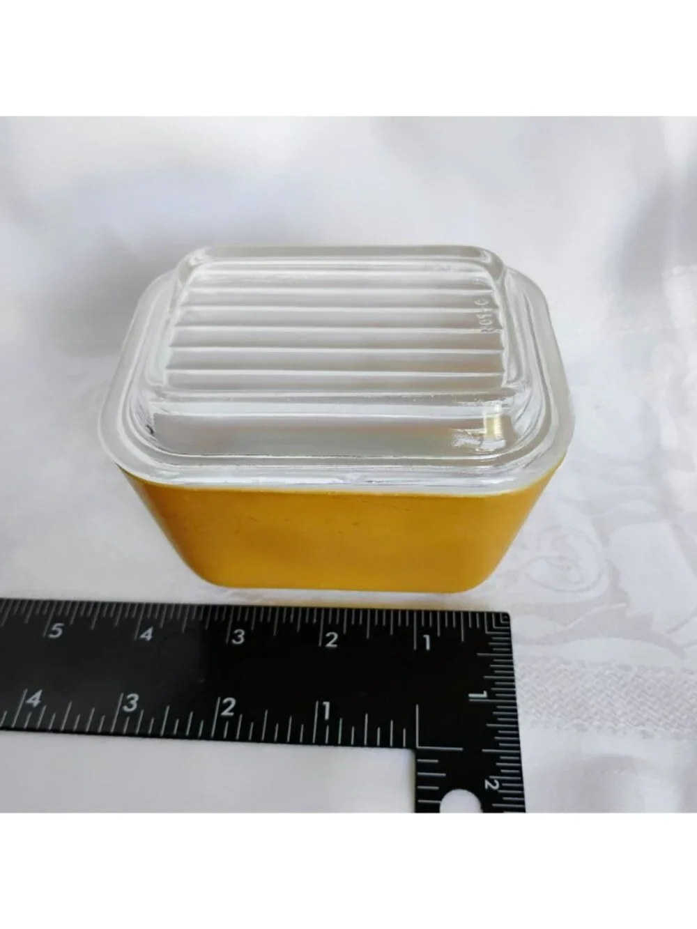 Vintage Pyrex Old Orchard Refrigerator Dishes Set of 3 with Lids, 501 502 Brown
